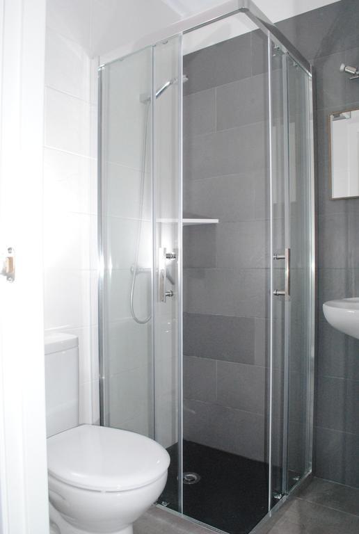 Hostal Paris Ciutadella Ciutadella  Zimmer foto
